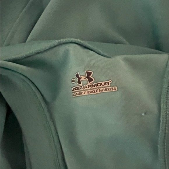 Under Armour - Picture 3 of 3